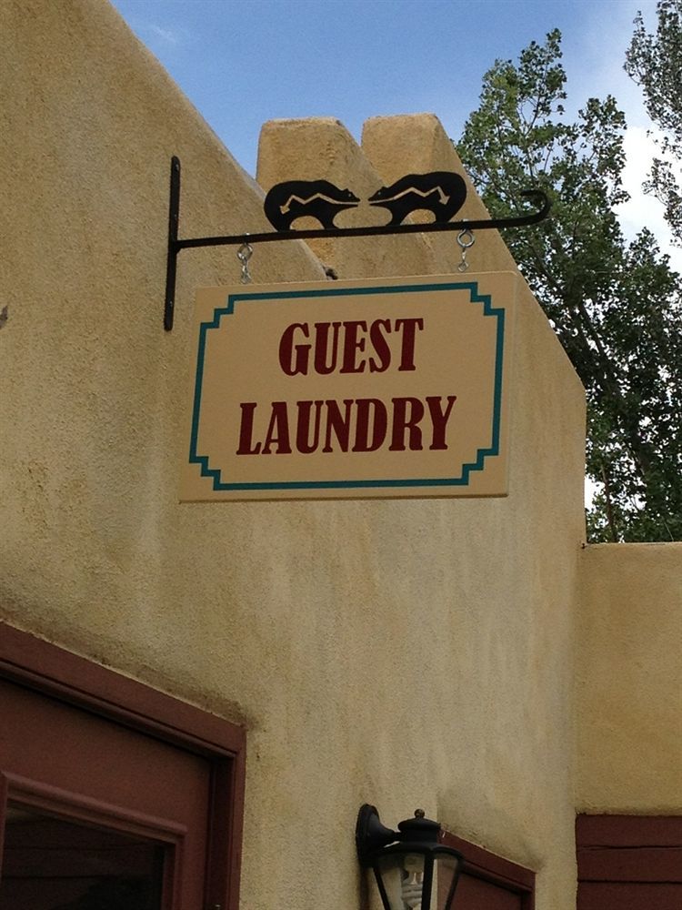 El Pueblo Motel